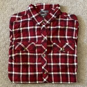 EDDIE BAUER red plaid flannel button down shirt, XS.